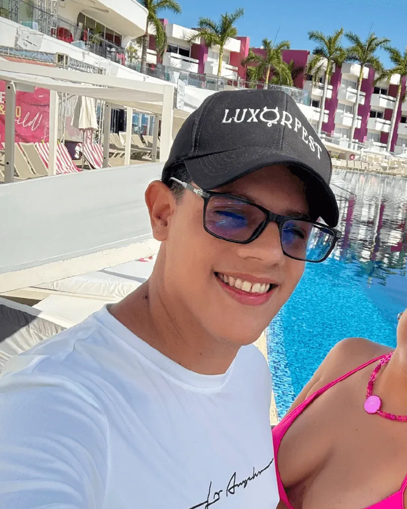 Leo, anfitrión de Luxorfest