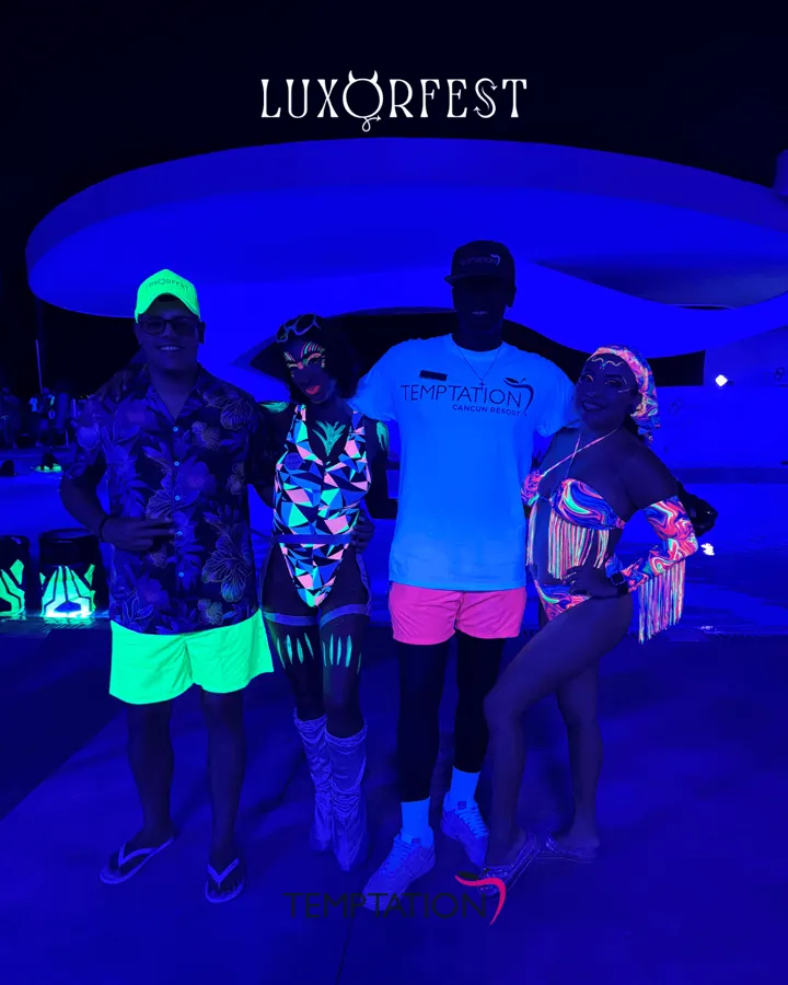 Fiesta glow de Luxorfest en Temptation Cancún